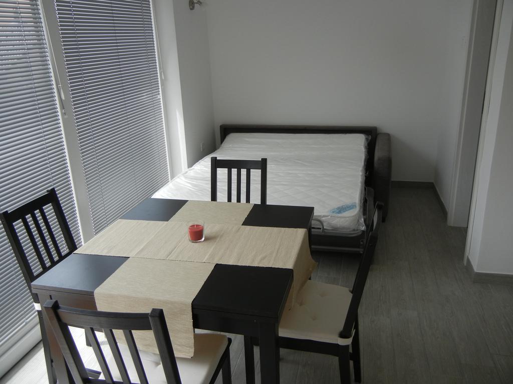 Rooms & Apartment Mira G. Postojna Exteriér fotografie